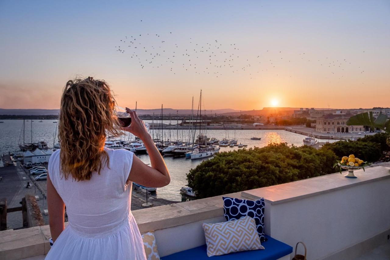 La Gorgone Ortigia Suites Syrakuzy Zewnętrze zdjęcie